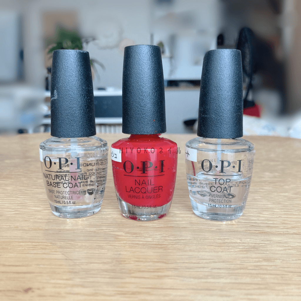 ネイル検定3級でおすすめの私が使ったポリッシュ類１つめ。OPI